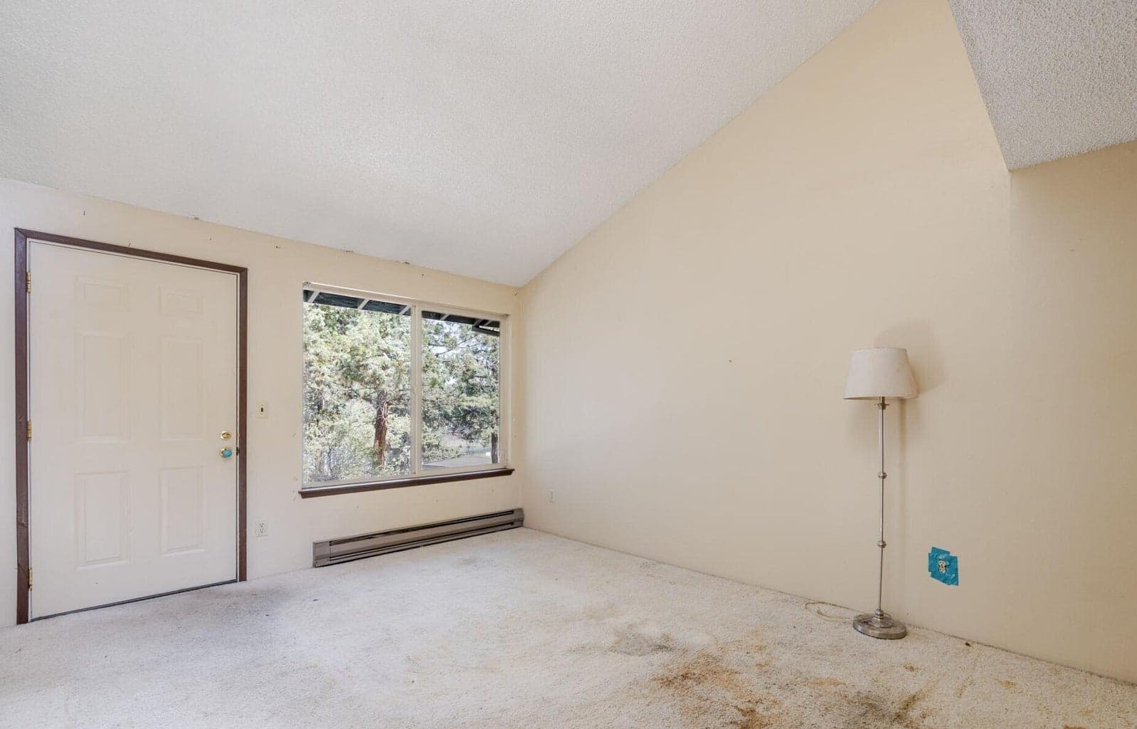 Photo of 1700 Wells Acres 5 of 15