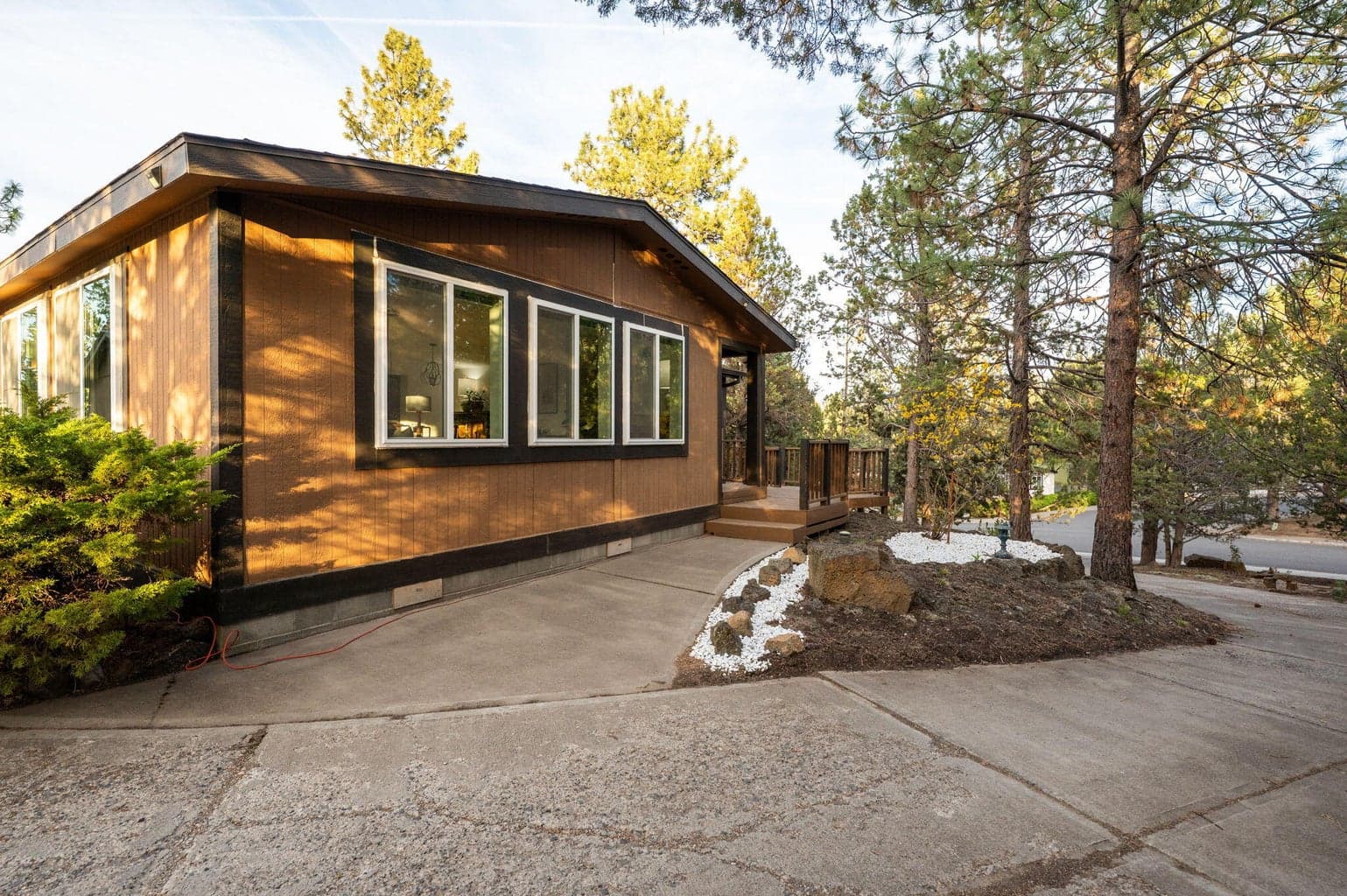 Photo of 1624 Bronzewood 3 of 29