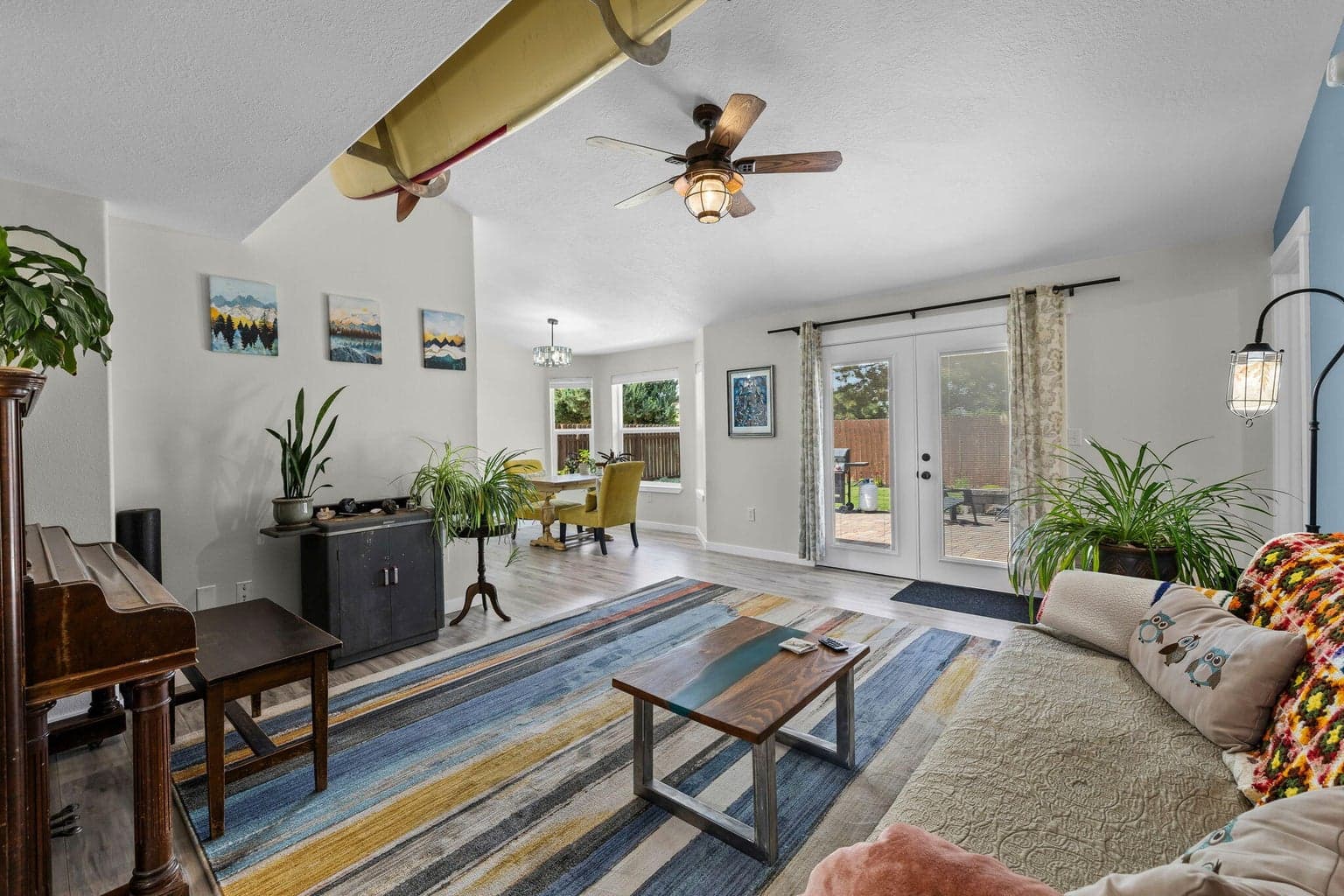 Large room with view to DR and spacious back patio and yard!