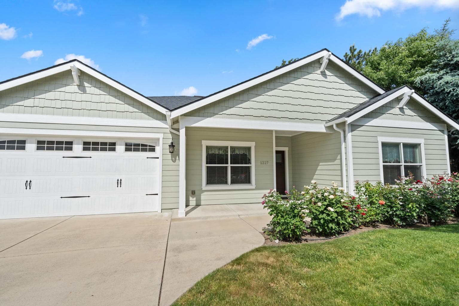 1227 Lithia