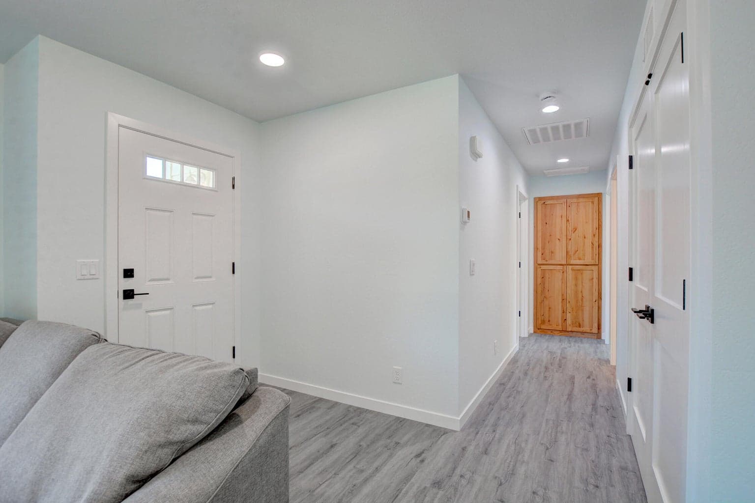 Photo of 1637 Carnahan 4 of 19