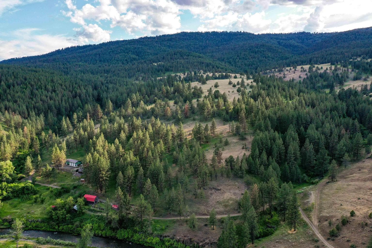 Photo of 61702 Middle Fork 4 of 45
