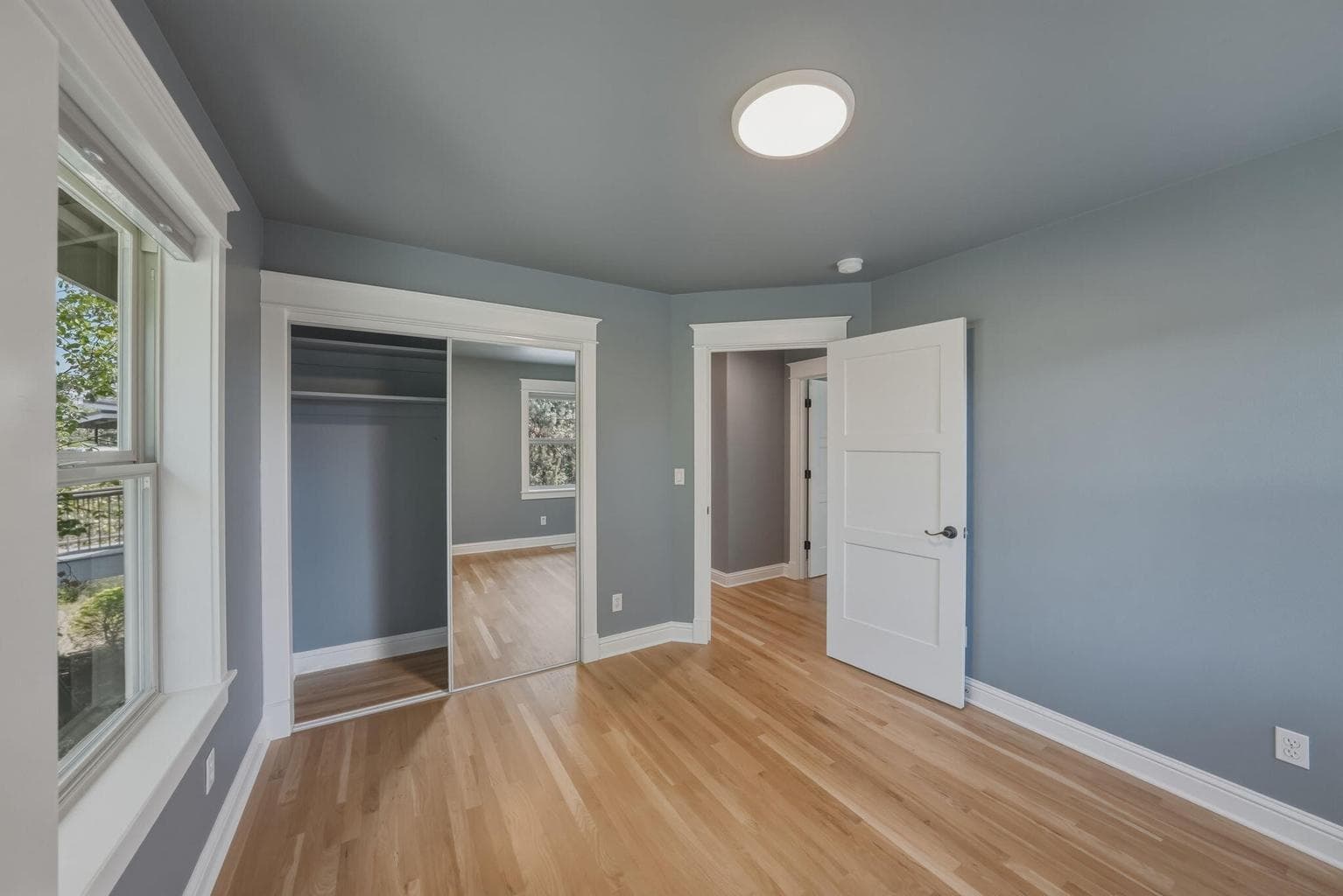 Photo of 2409 NW Hillpine Court 28 of 42