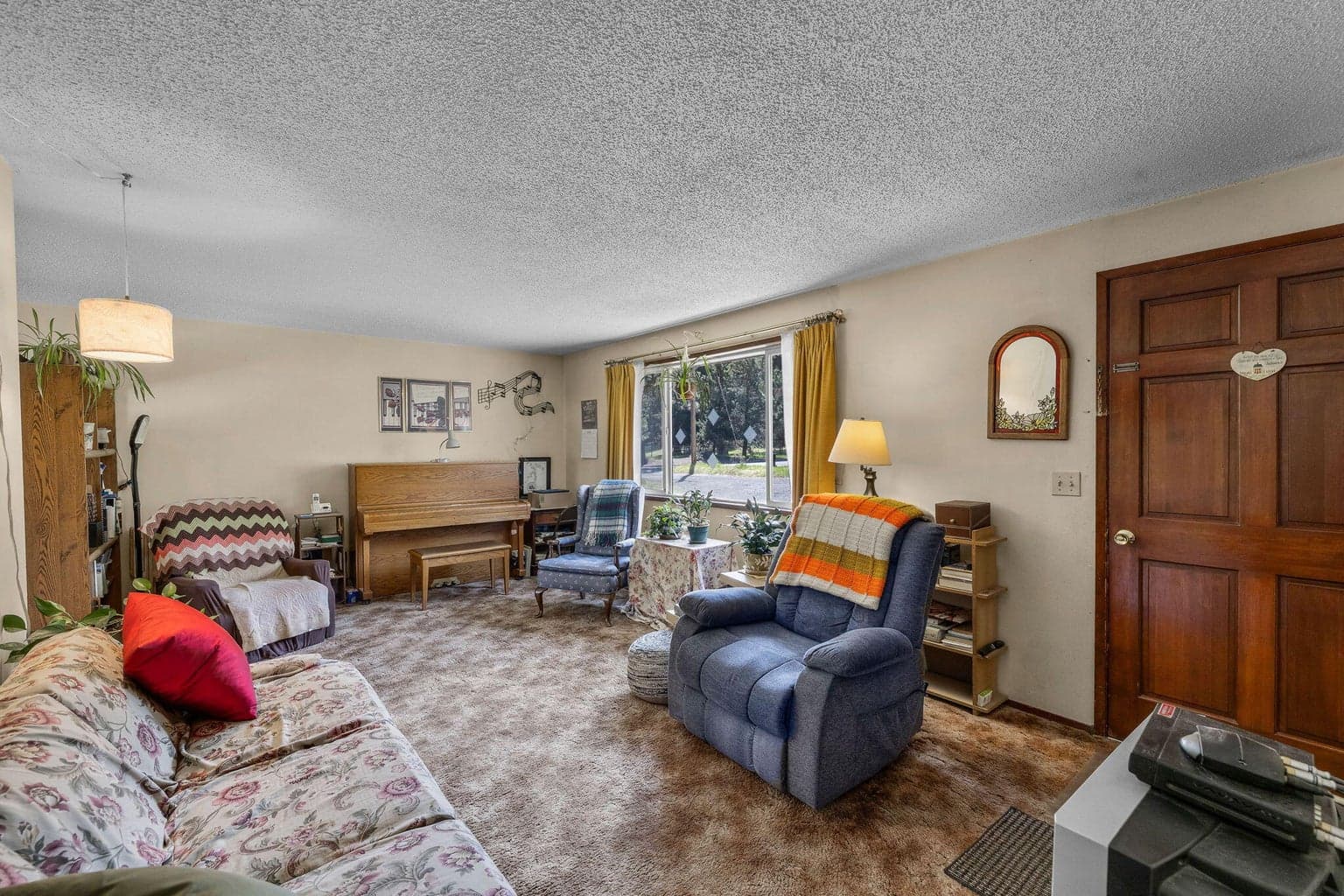 Tons of natural light!