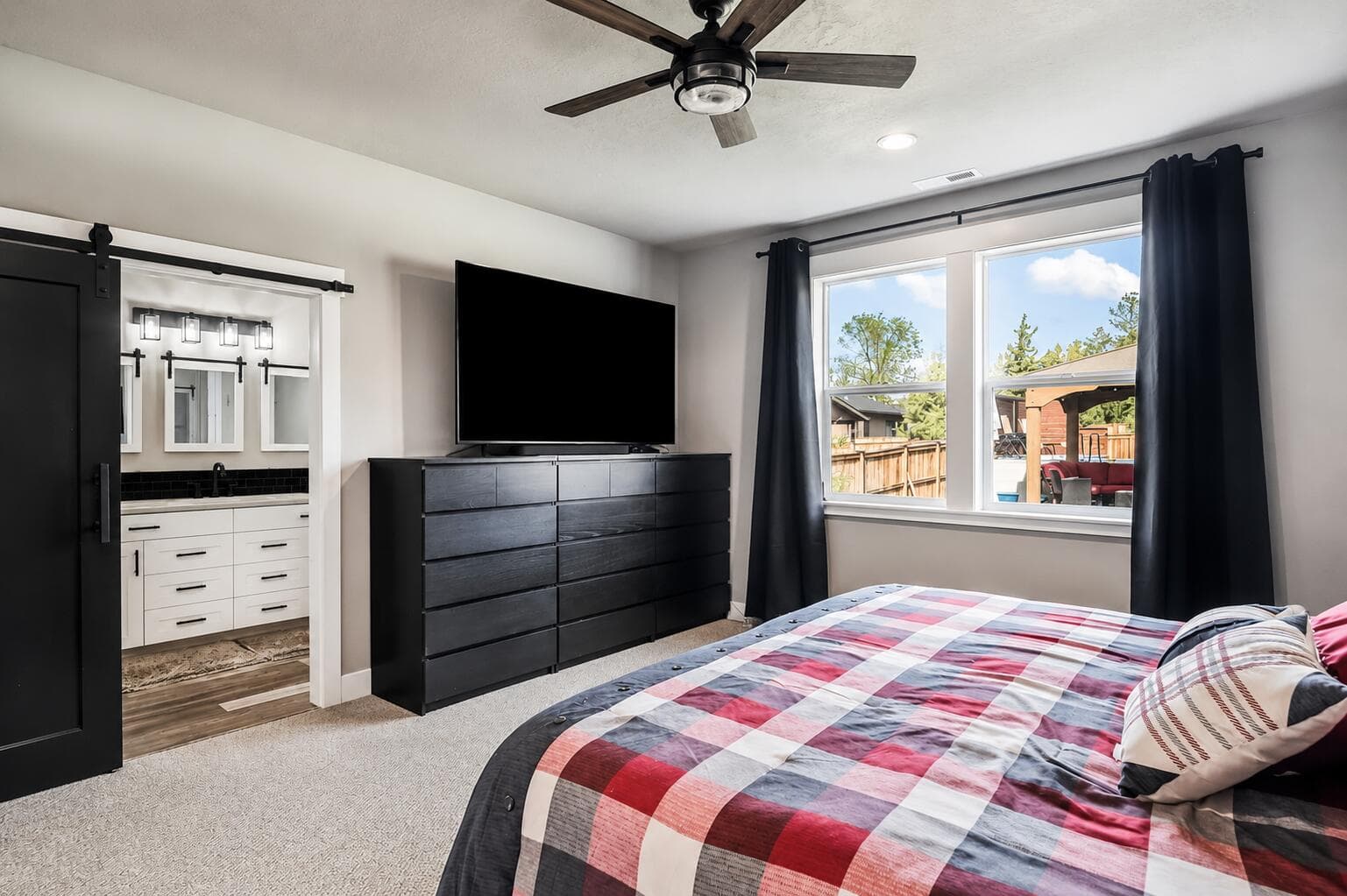 Photo of 4232 SW Umatilla Avenue 22 of 42