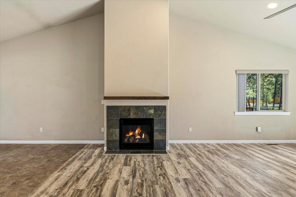 Photo of 59665 Cheyenne Road 7 of 36