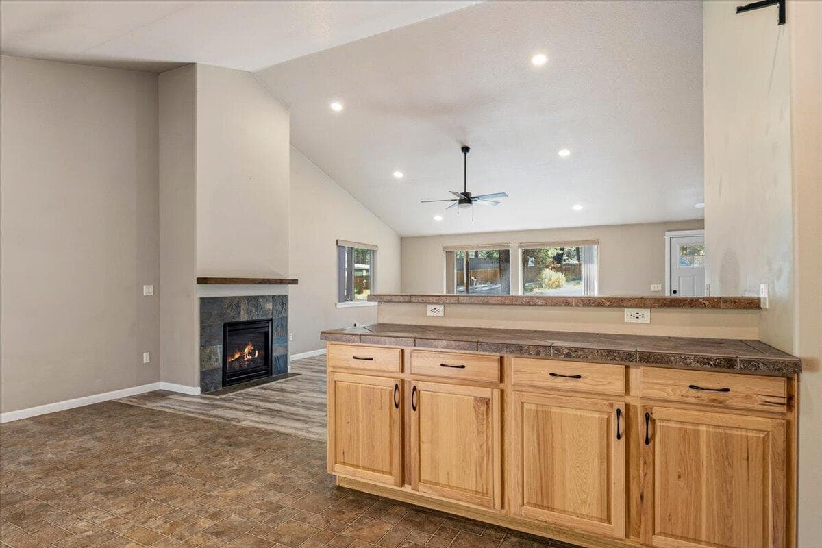 Photo of 59665 Cheyenne Road 12 of 36