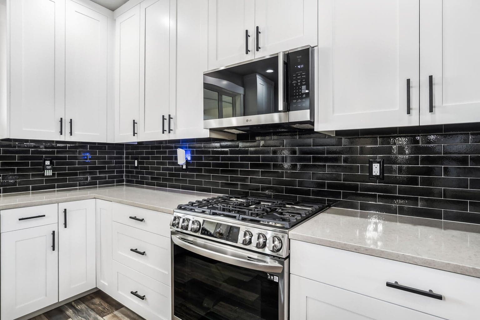 Photo of 4232 SW Umatilla Avenue 14 of 42