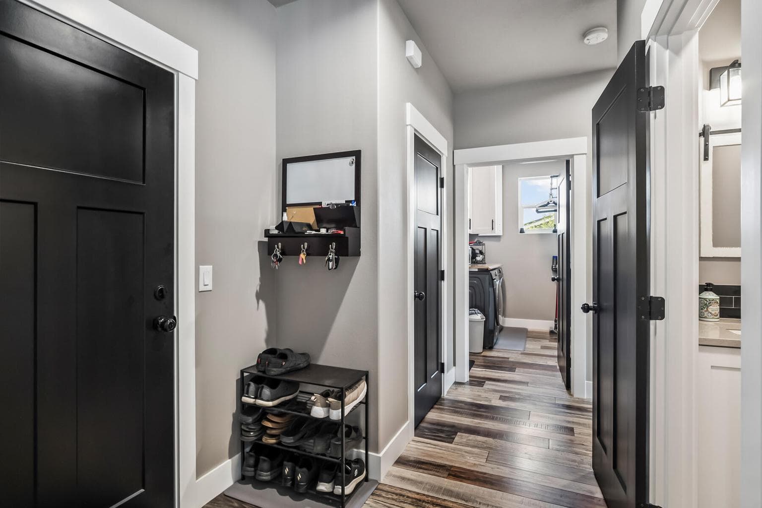 Photo of 4232 SW Umatilla Avenue 18 of 42