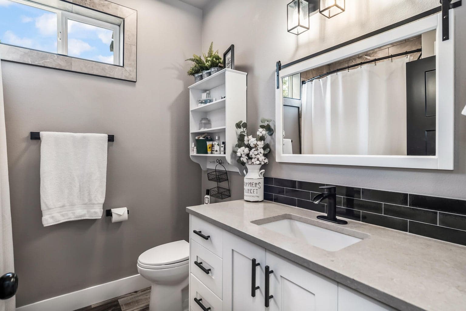 Photo of 4232 SW Umatilla Avenue 29 of 42