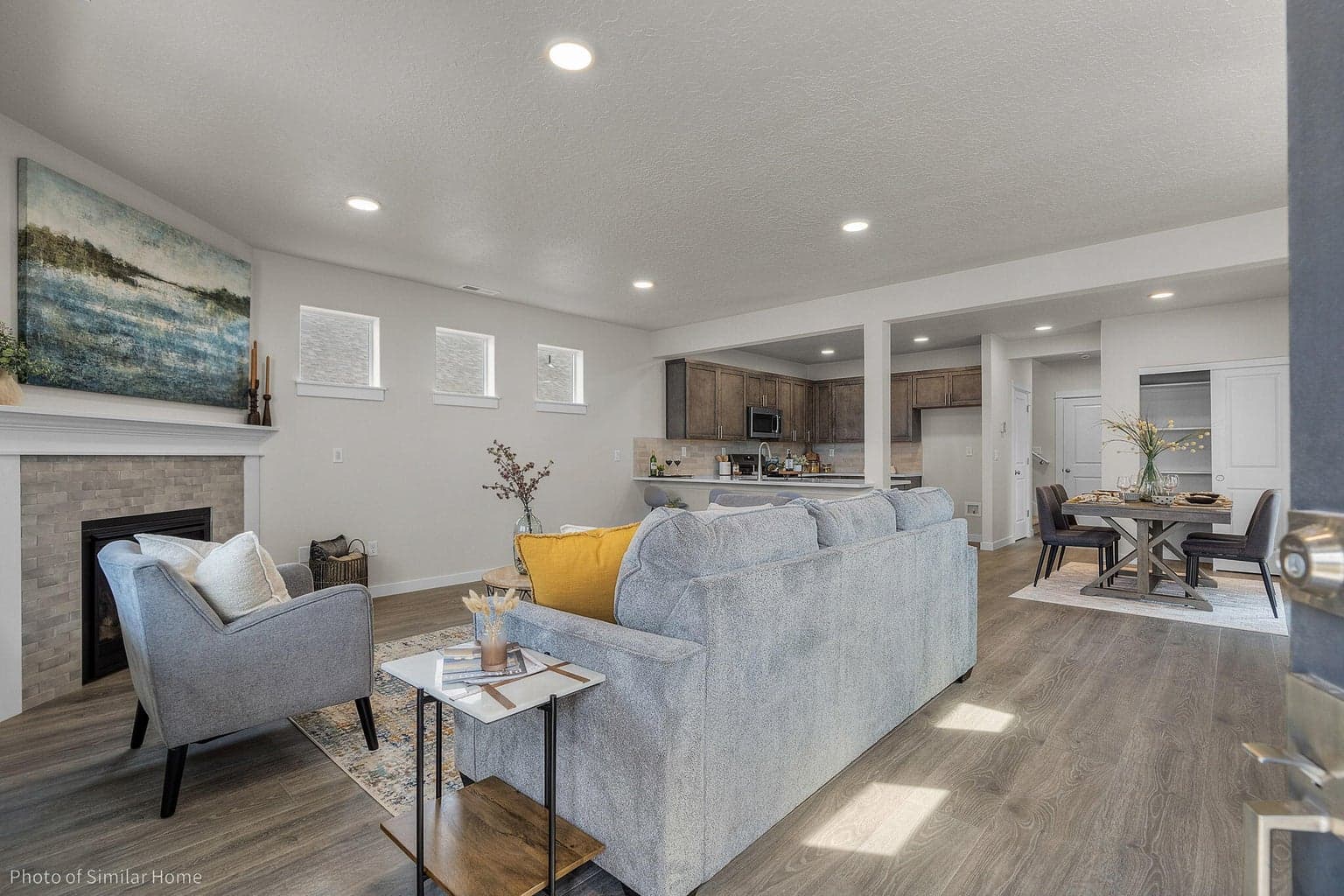 Photo of 3334 7th Street 2 of 18