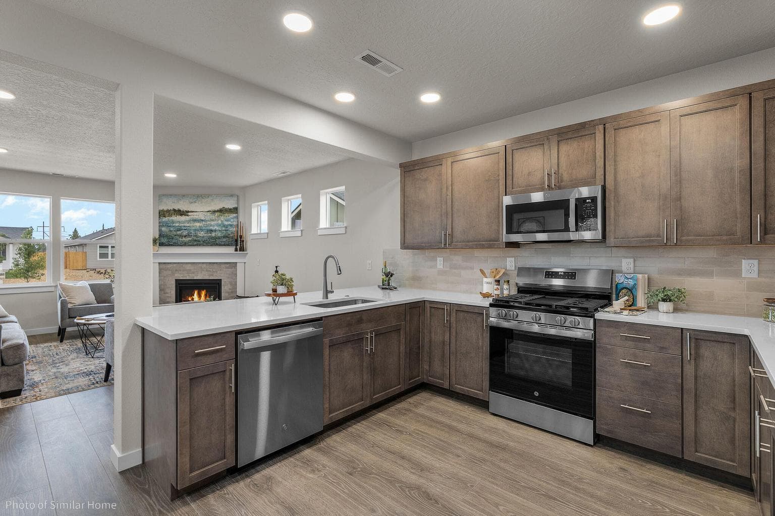 Photo of 3334 7th Street 4 of 18