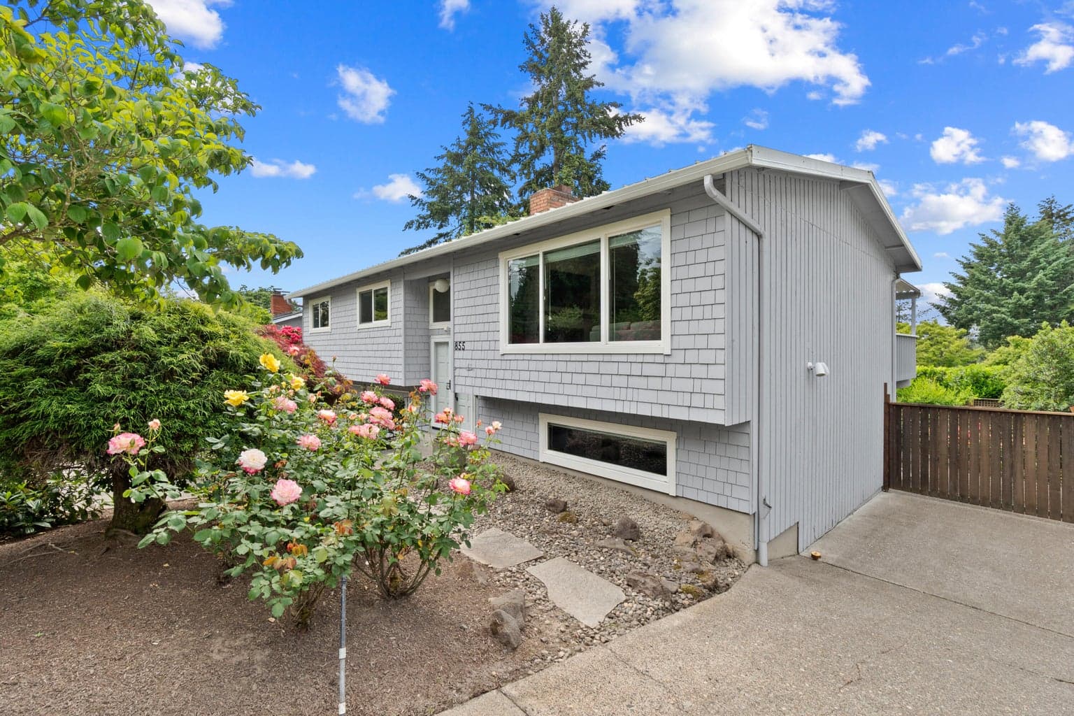 Photo of 855 Spring 3 of 43