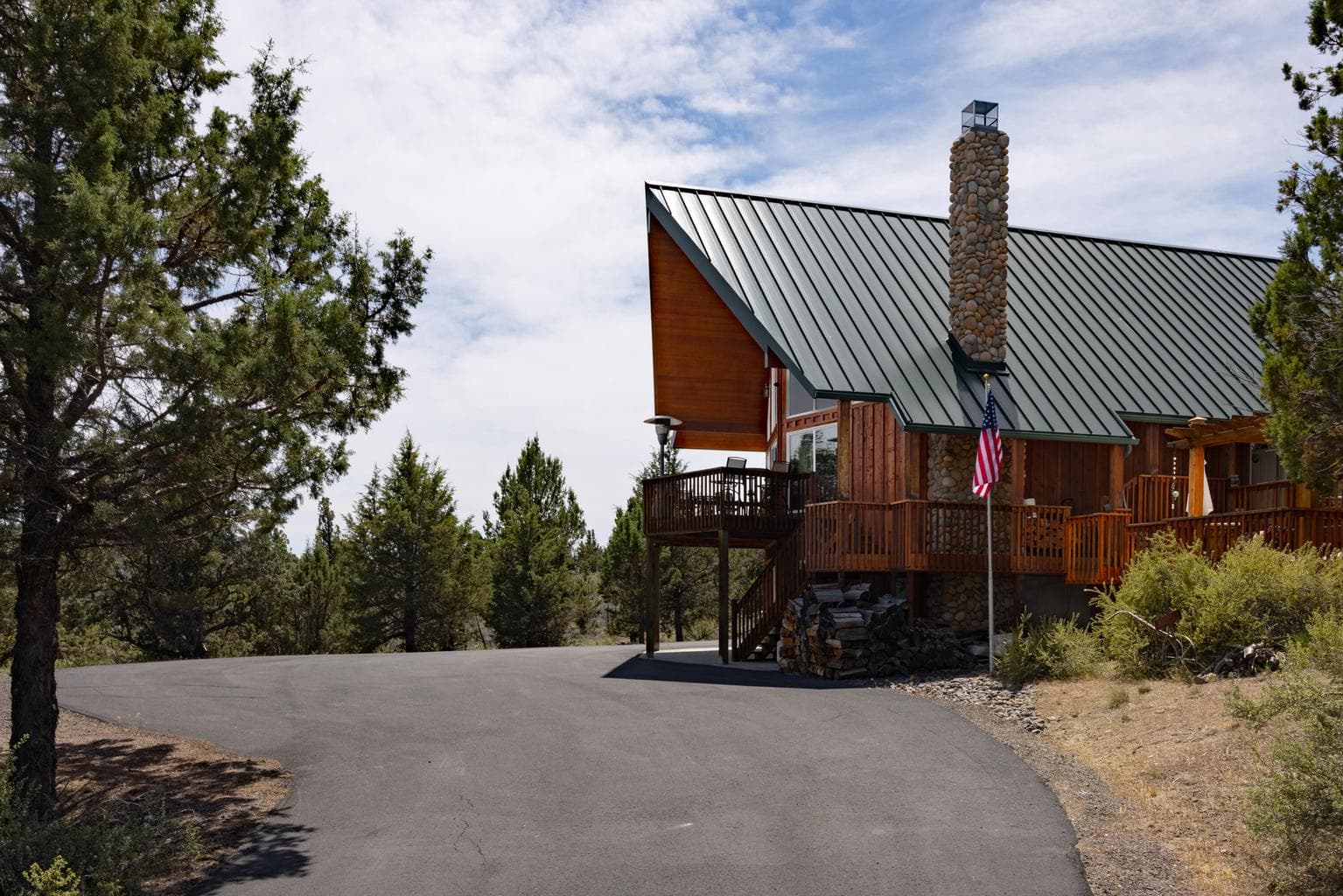 Photo of 15285 Pleasant View 5 of 33