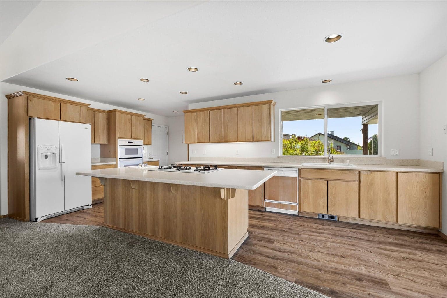 Photo of 51451 Morson Street 9 of 39