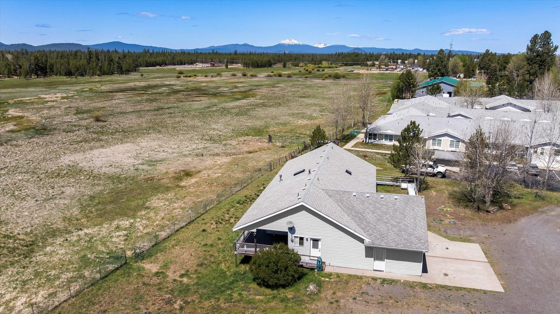 Photo of 51451 Morson Street 37 of 39