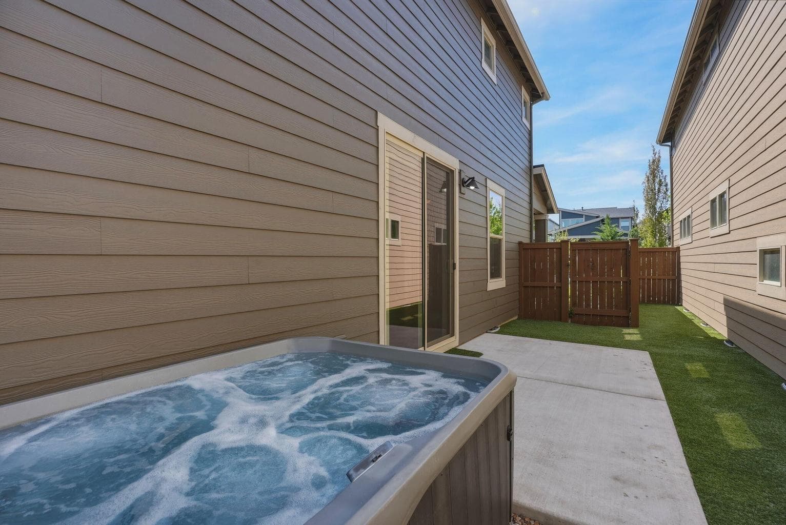 Photo of 20840 Gateway Drive 22 of 37