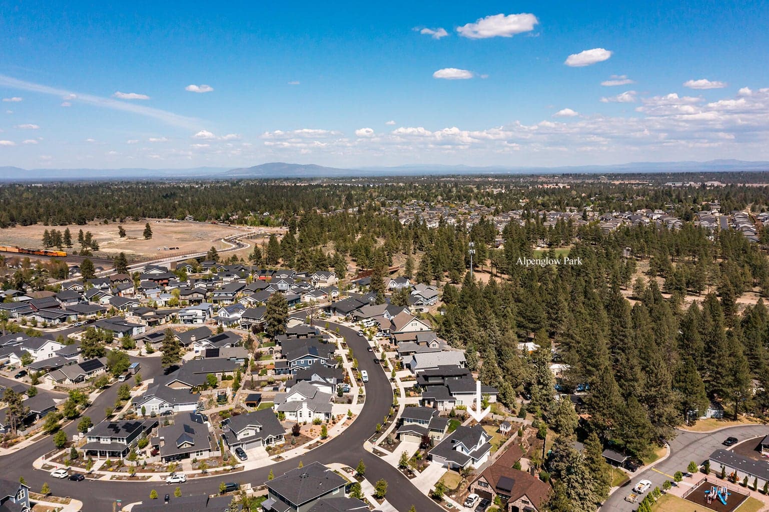 Photo of 61022 SE Light Peak Drive 32 of 33
