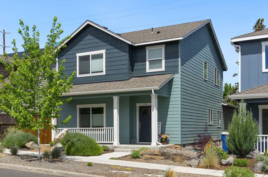 Photo of 516 Gleneden 3 of 54