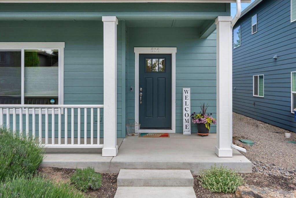 Photo of 516 SE Gleneden Place 52 of 54