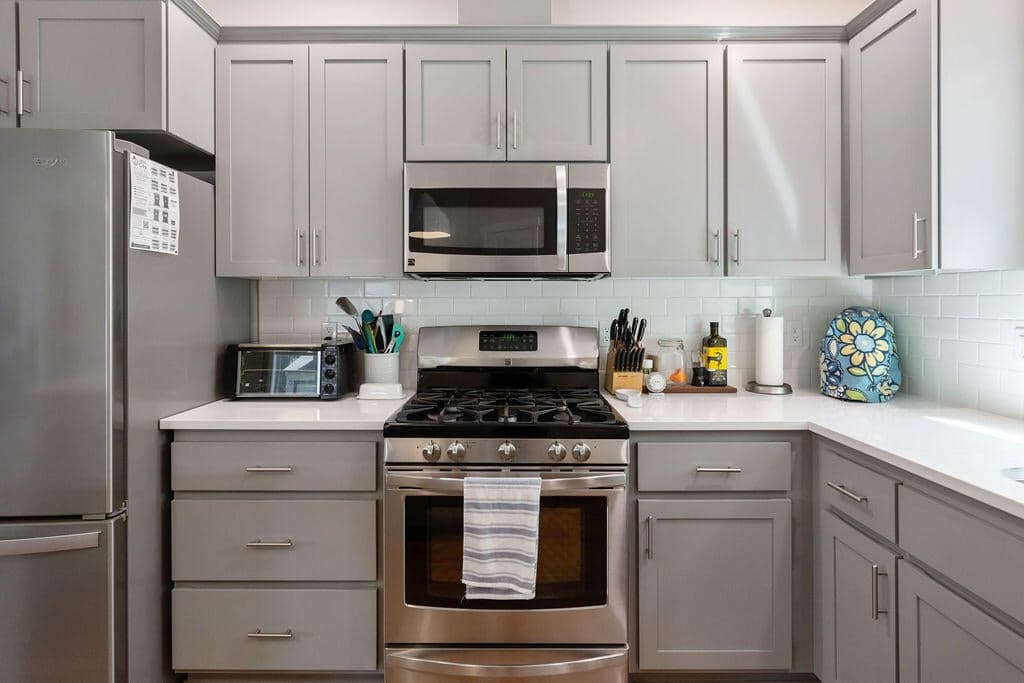 Photo of 516 SE Gleneden Place 17 of 54