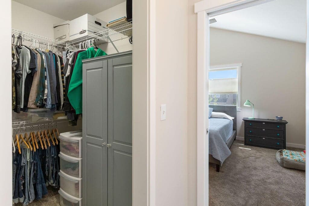 Photo of 516 SE Gleneden Place 40 of 54