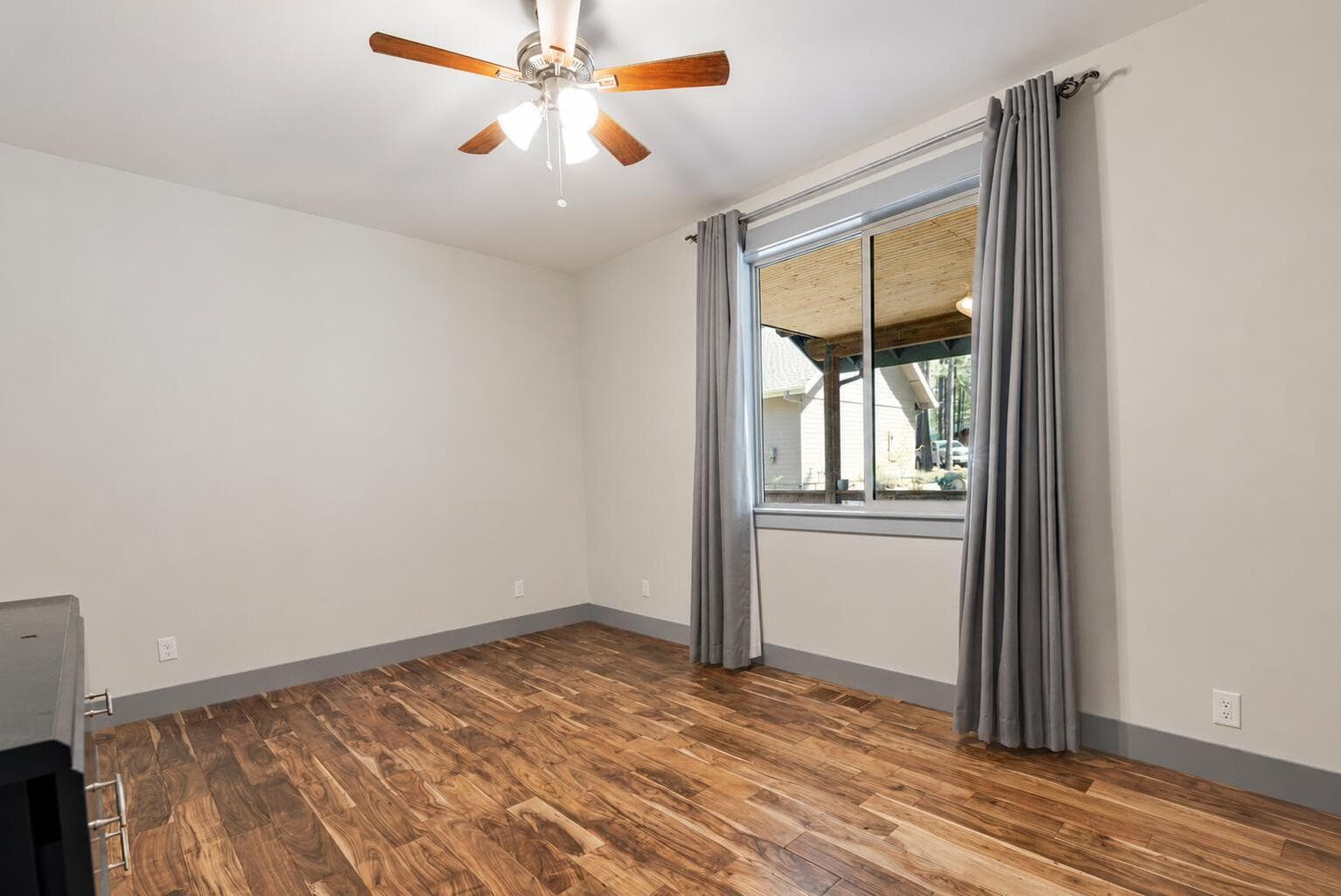 Photo of 14225 Whitewater Lane 20 of 42