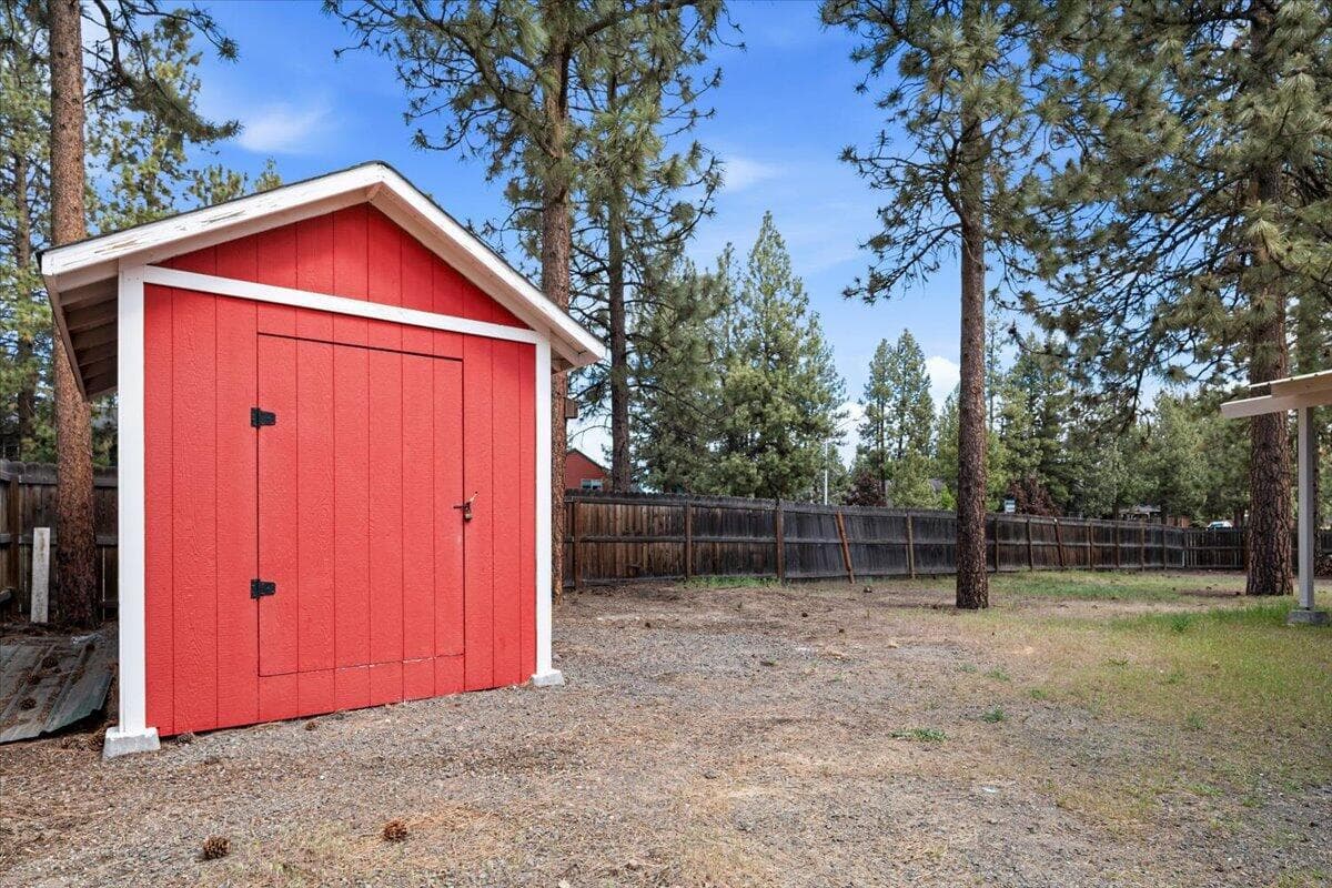 Photo of 61095 Honkers Court 24 of 30
