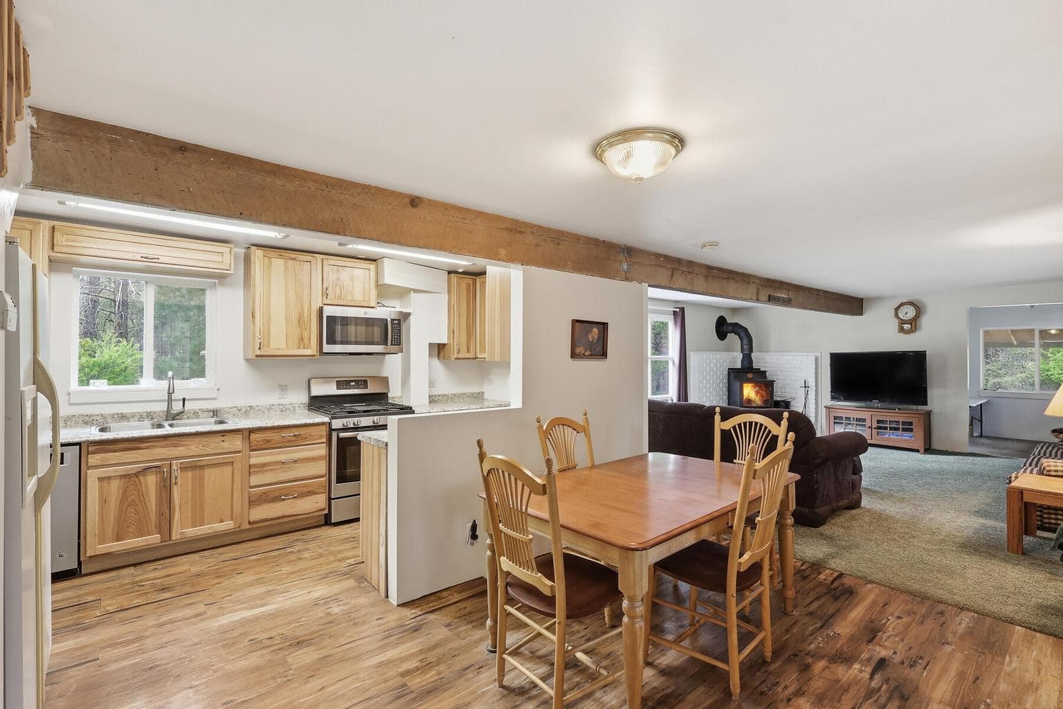 Photo of 15789 Deedon Lane 11 of 59