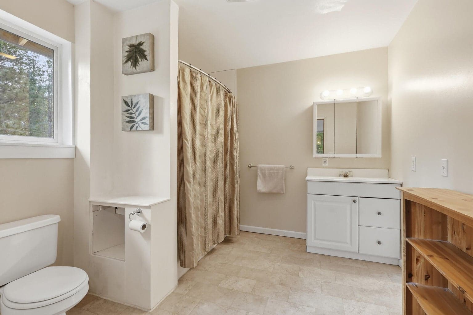 Photo of 15789 Deedon Lane 34 of 59