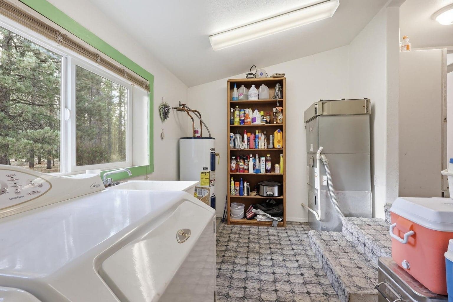 Photo of 15789 Deedon Lane 27 of 59