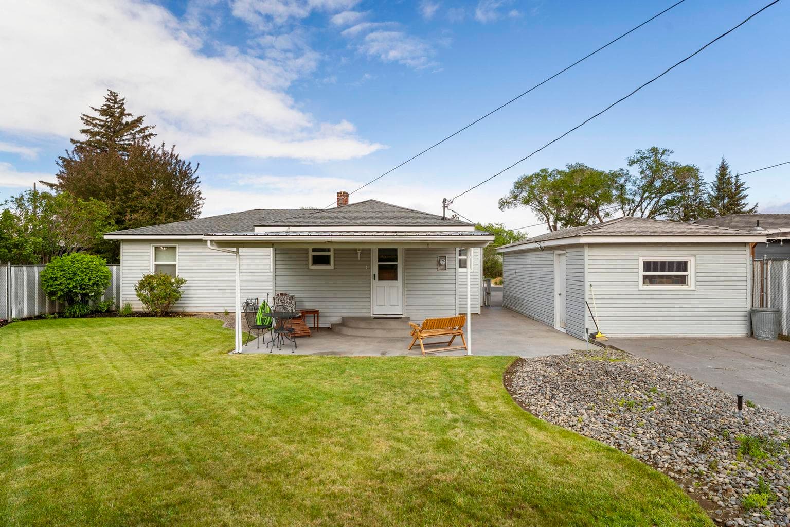Photo of 946 SW 13th Street 39 of 48