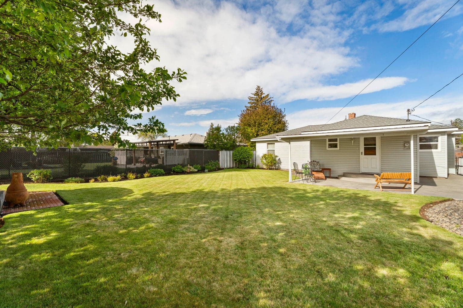 Photo of 946 SW 13th Street 37 of 48