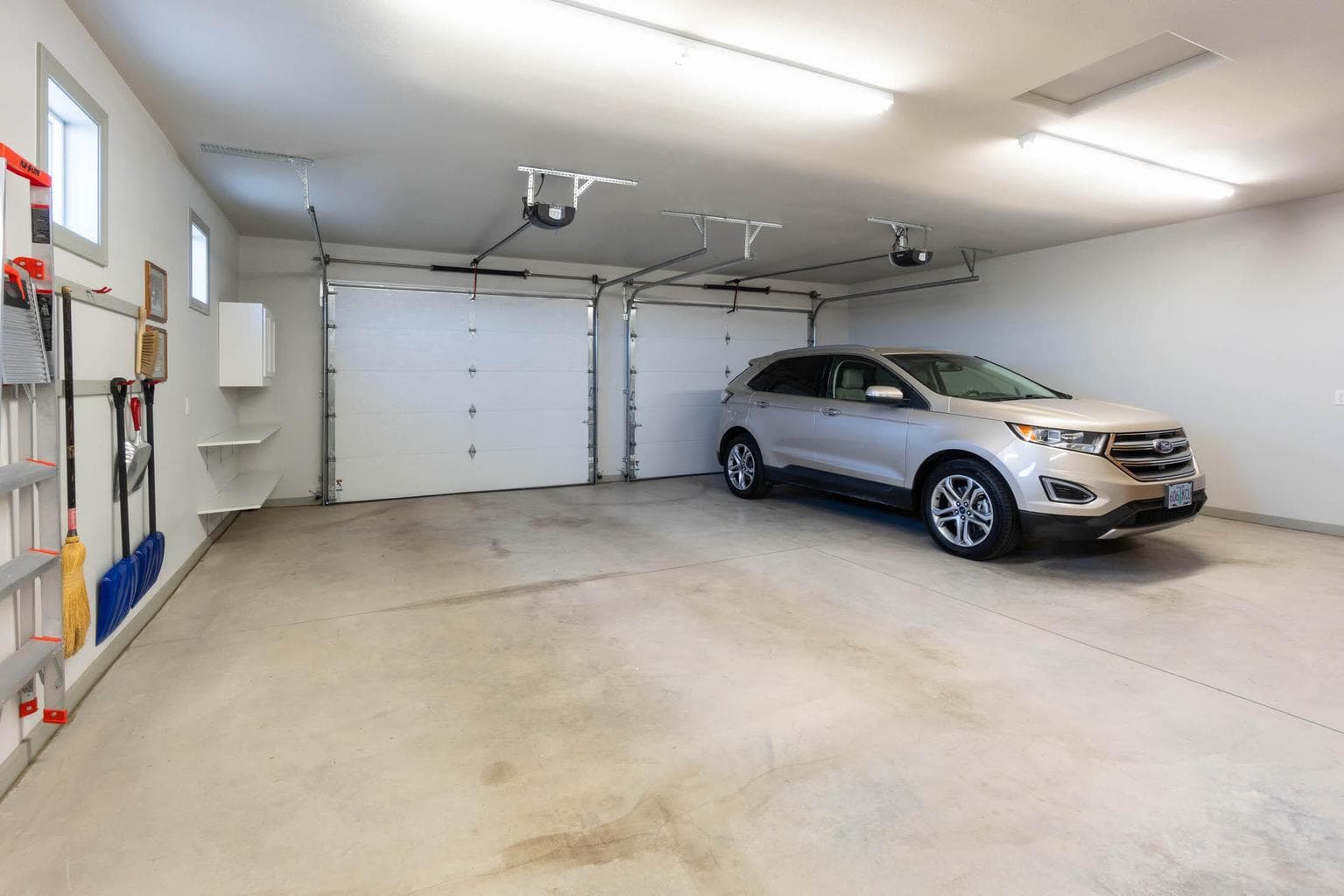 Photo of 3854 NE Fern Lane 21 of 29