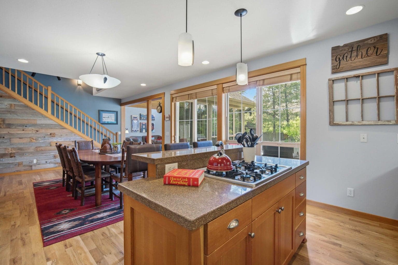Photo of 57129 Evergreen Loop 17 of 59