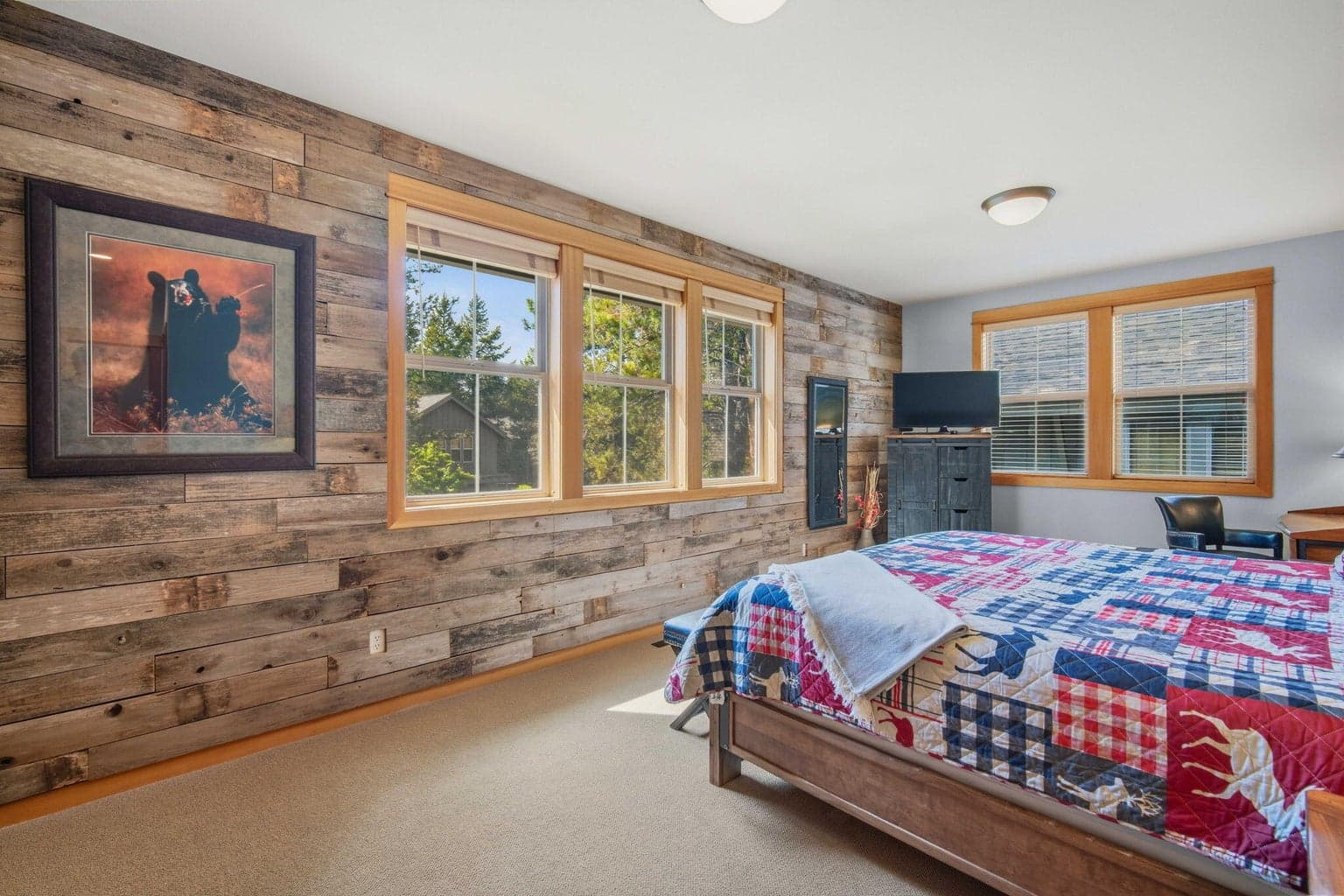 Photo of 57129 Evergreen Loop 9 of 59