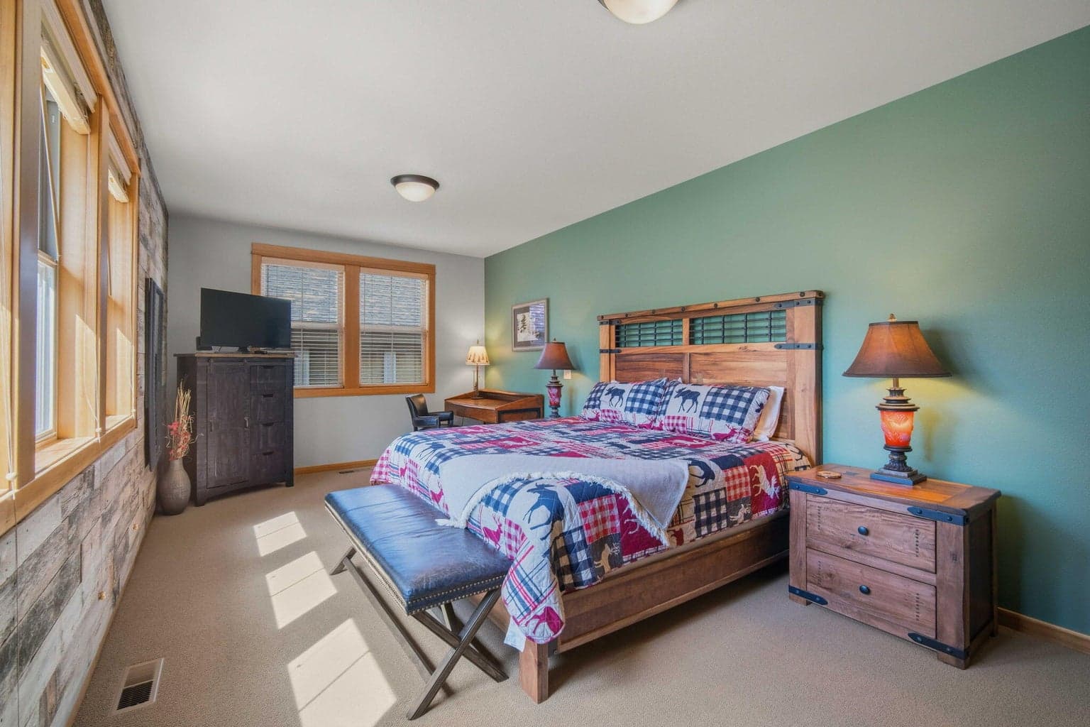 Photo of 57129 Evergreen Loop 27 of 59