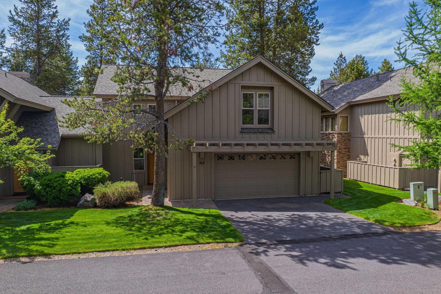 Photo of 57129 Evergreen Loop 46 of 59