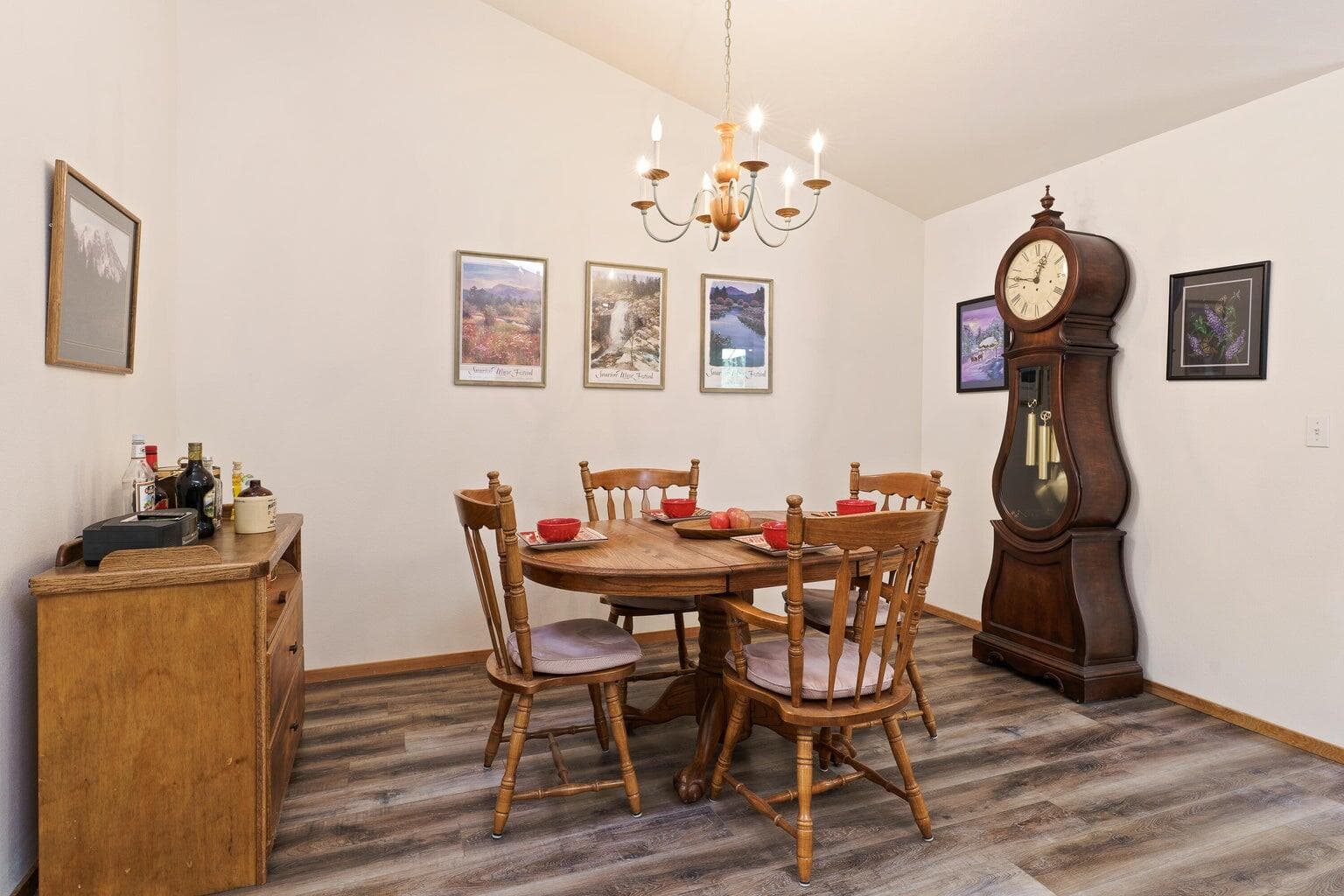 Photo of 17149 Norwalk Road 9 of 32