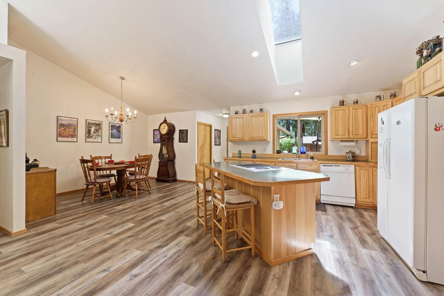 Photo of 17149 Norwalk Road 8 of 32