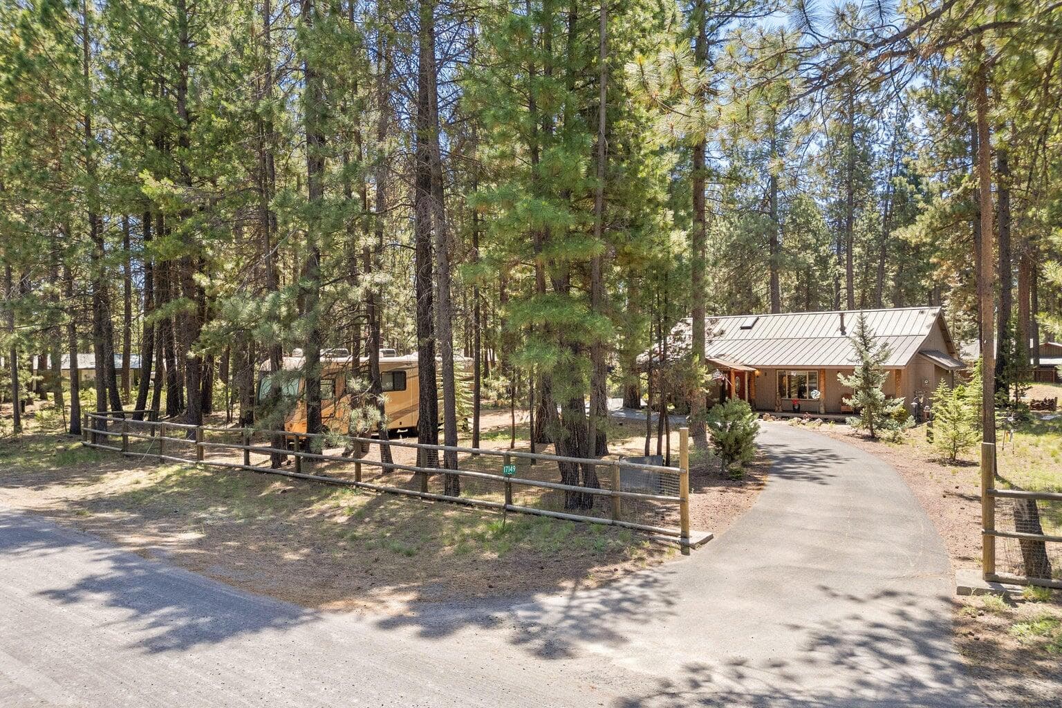 Photo of 17149 Norwalk Road 29 of 32