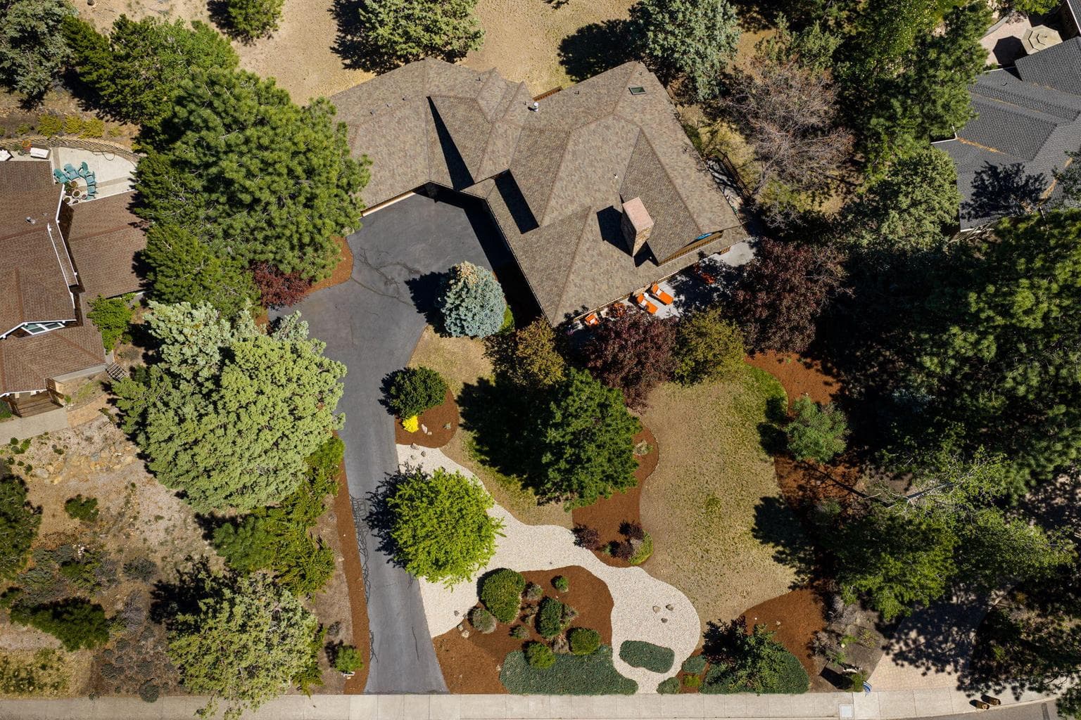 Photo of 2590 NW Foley Court 34 of 48