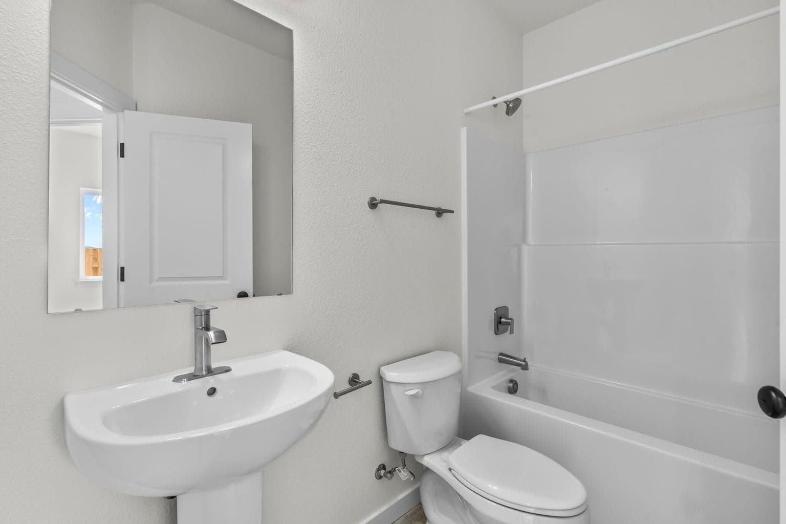 Photo of 512 SW 6th Street 18 of 26