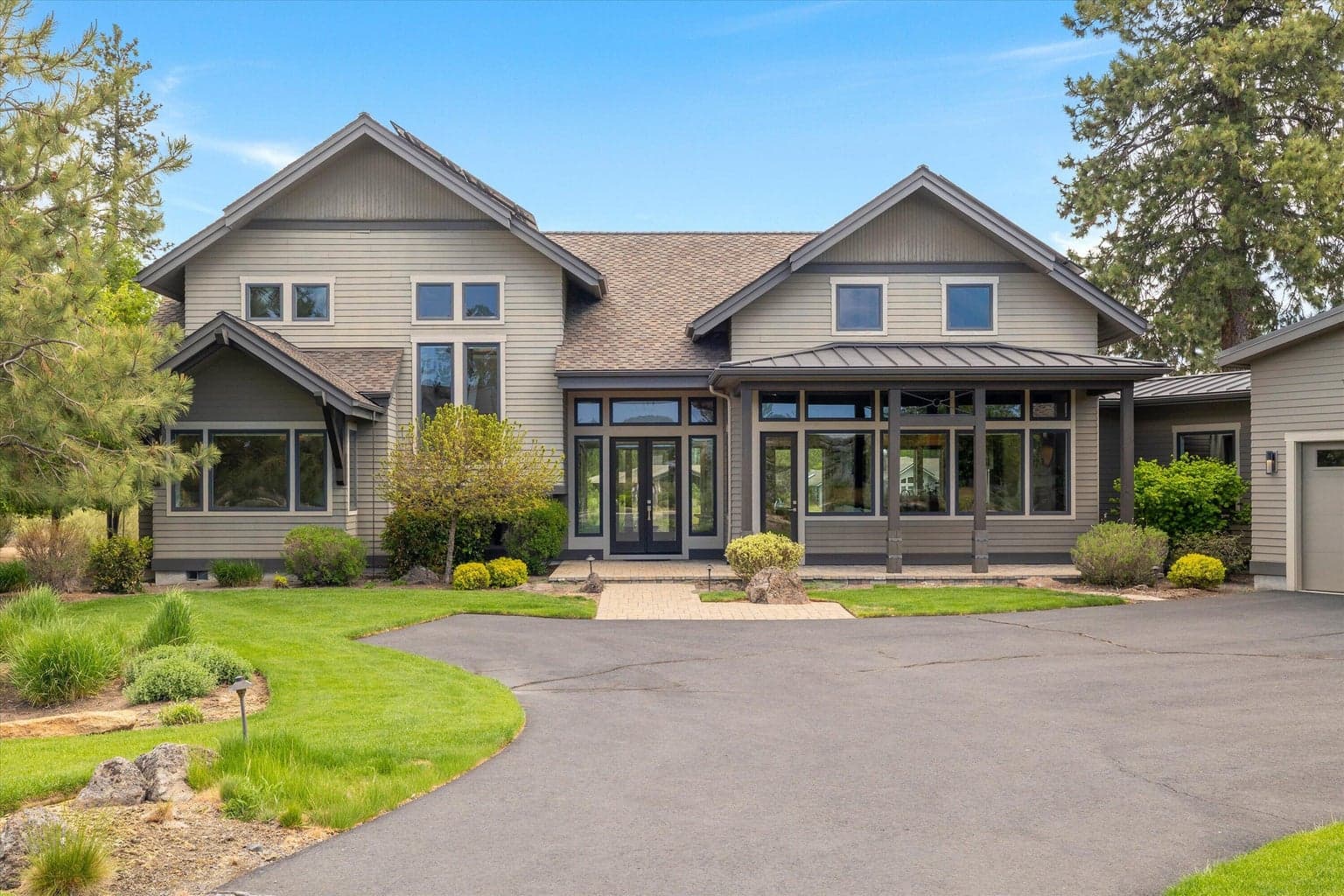 Photo of 61636 Hosmer Lake 2 of 63