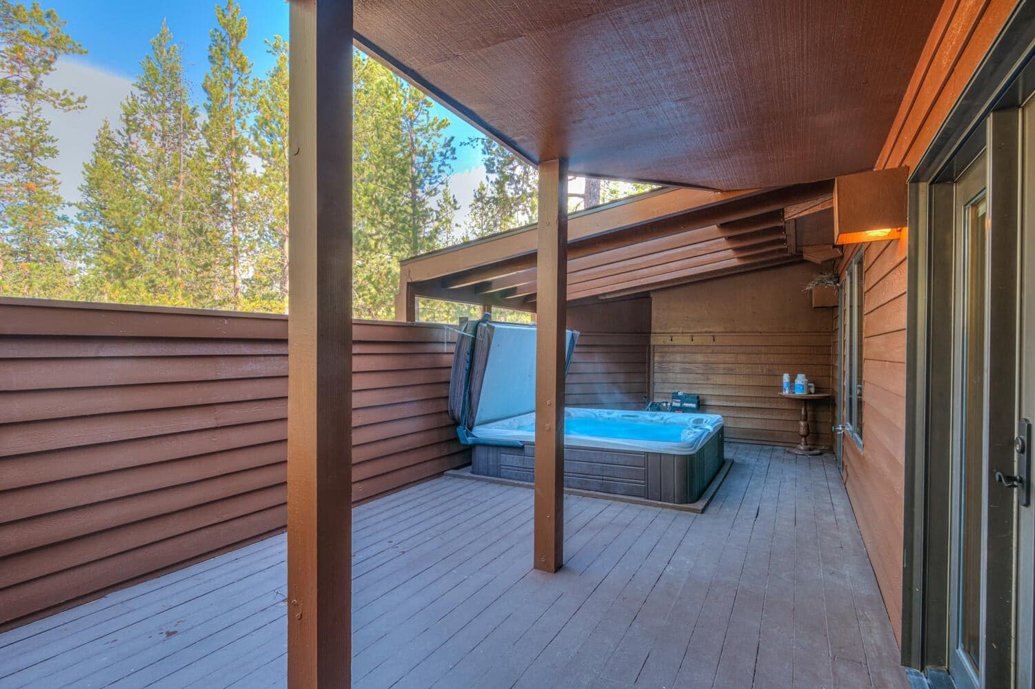 Photo of 57665 Aspen Lane 35 of 36