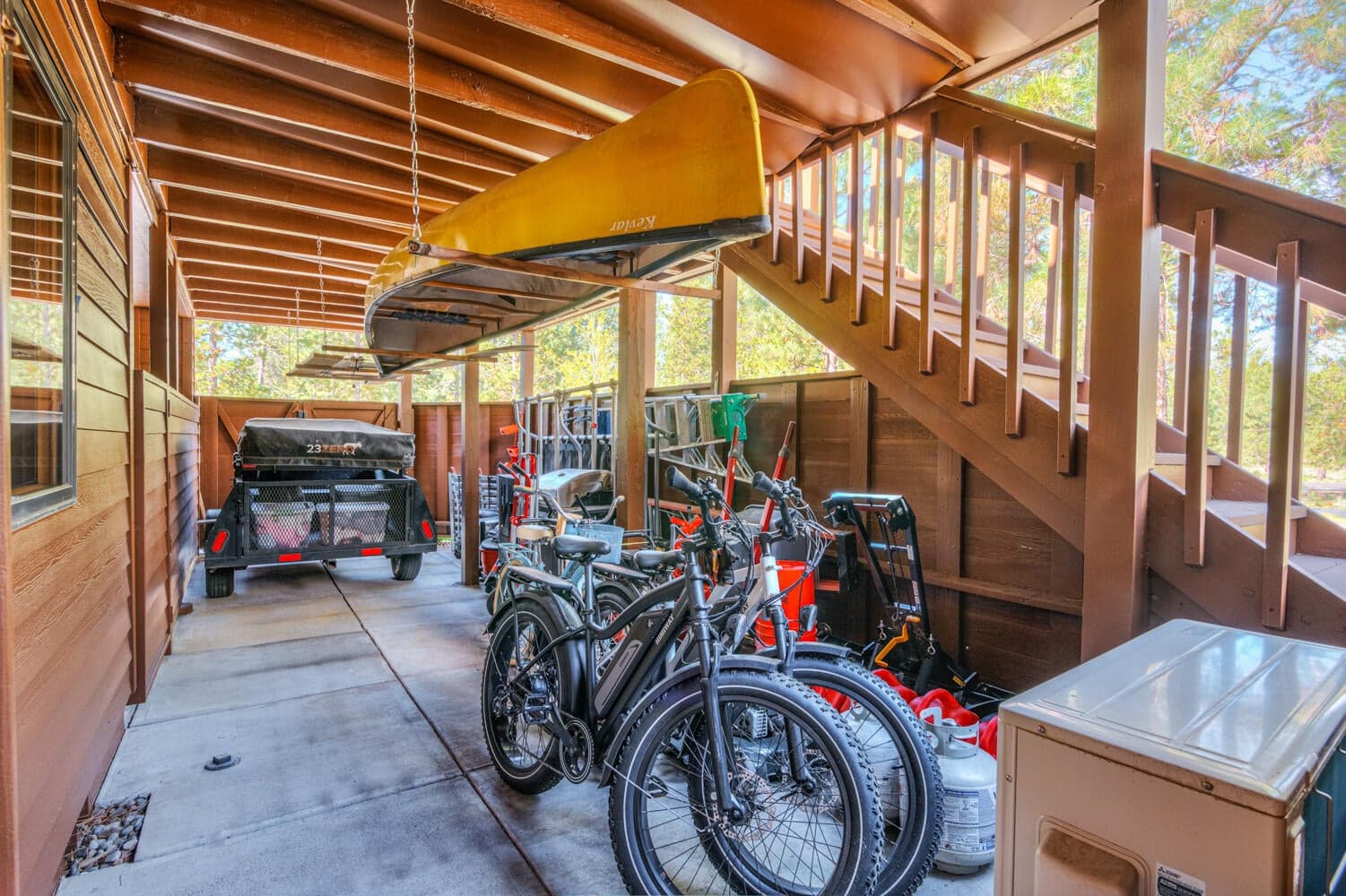 Photo of 57665 Aspen Lane 29 of 36