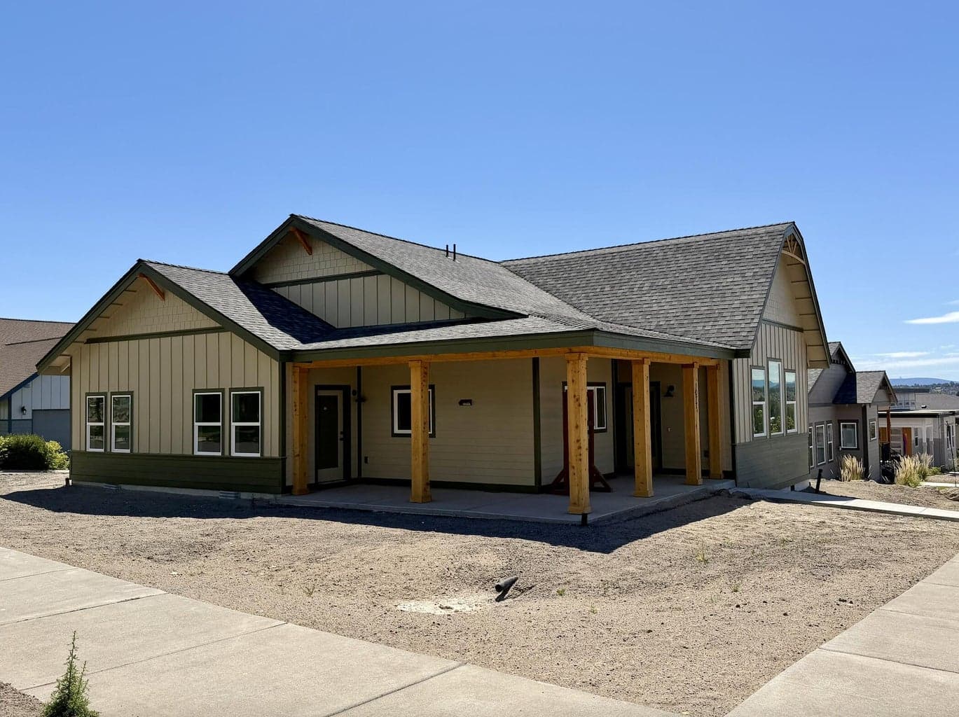 Photo of 1077 Fescue Lane 3 of 5