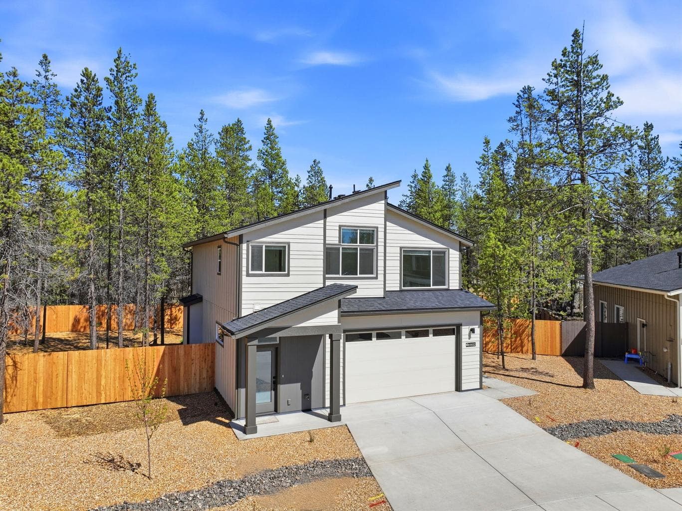 16682 Neil Ct, La Pine, 97739