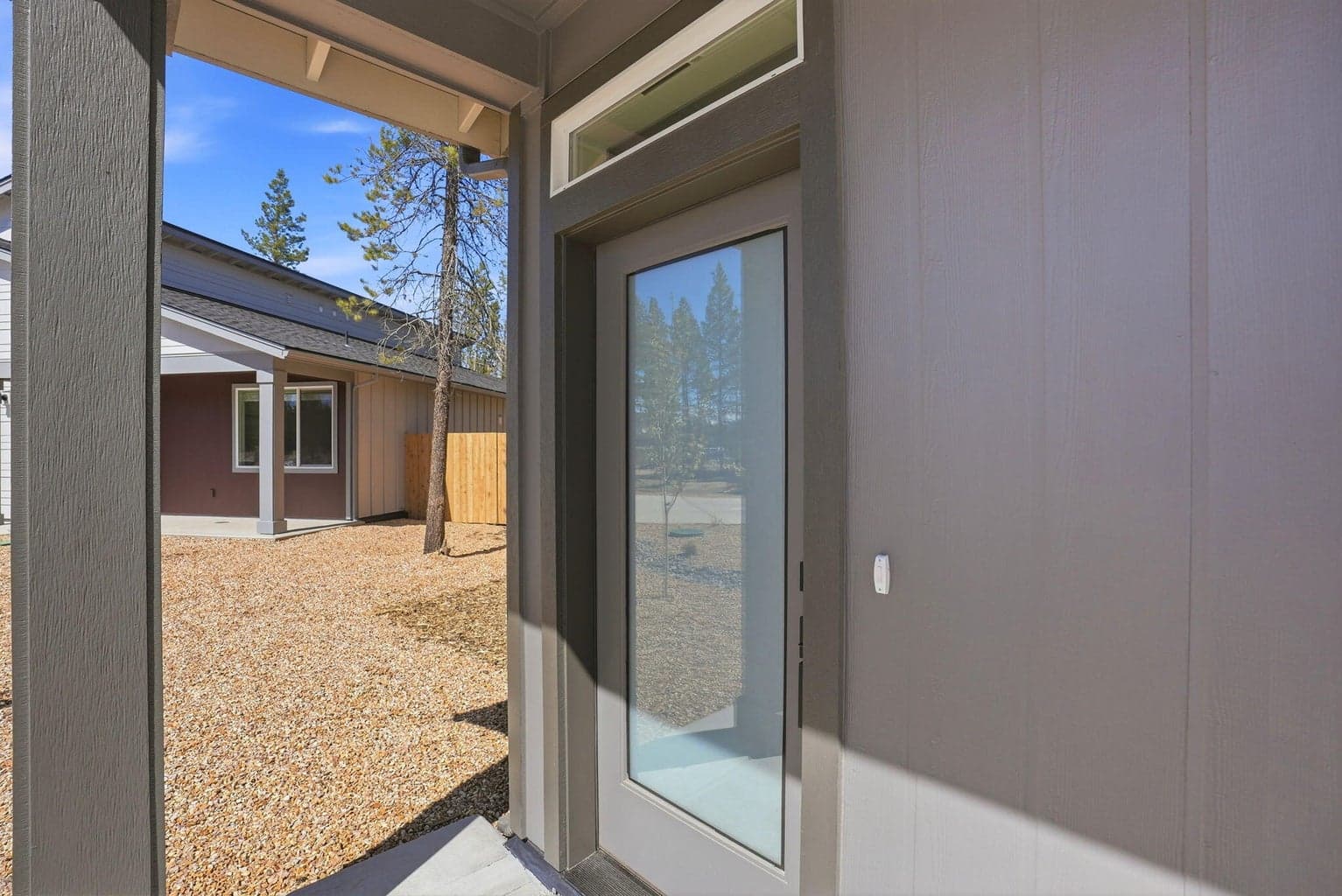 Photo of 16682 Neil Ct 6 of 43