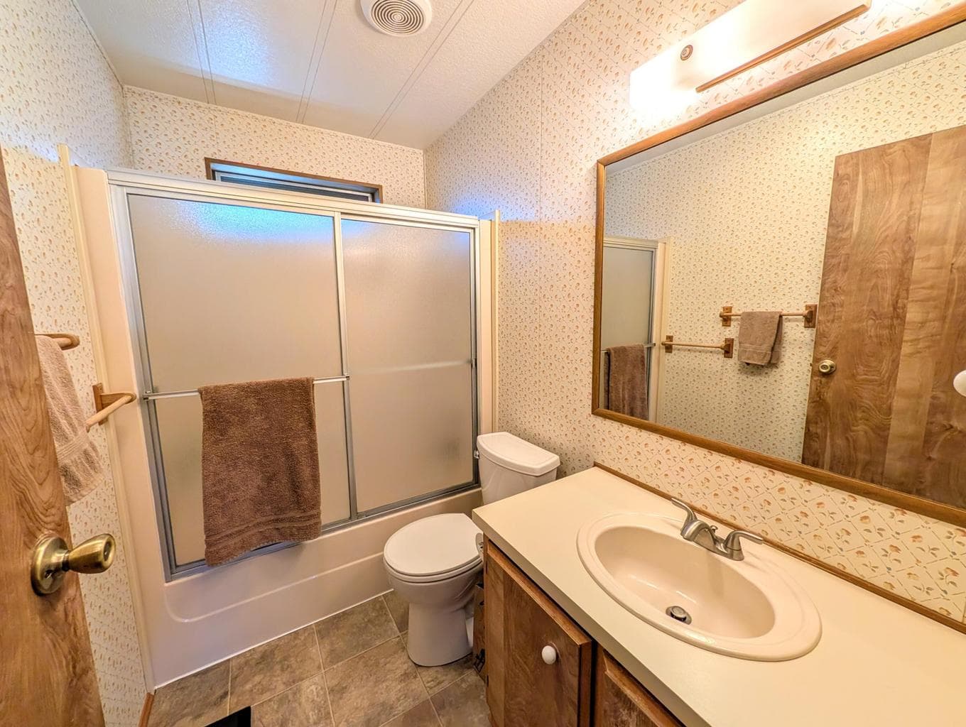 Hall bath